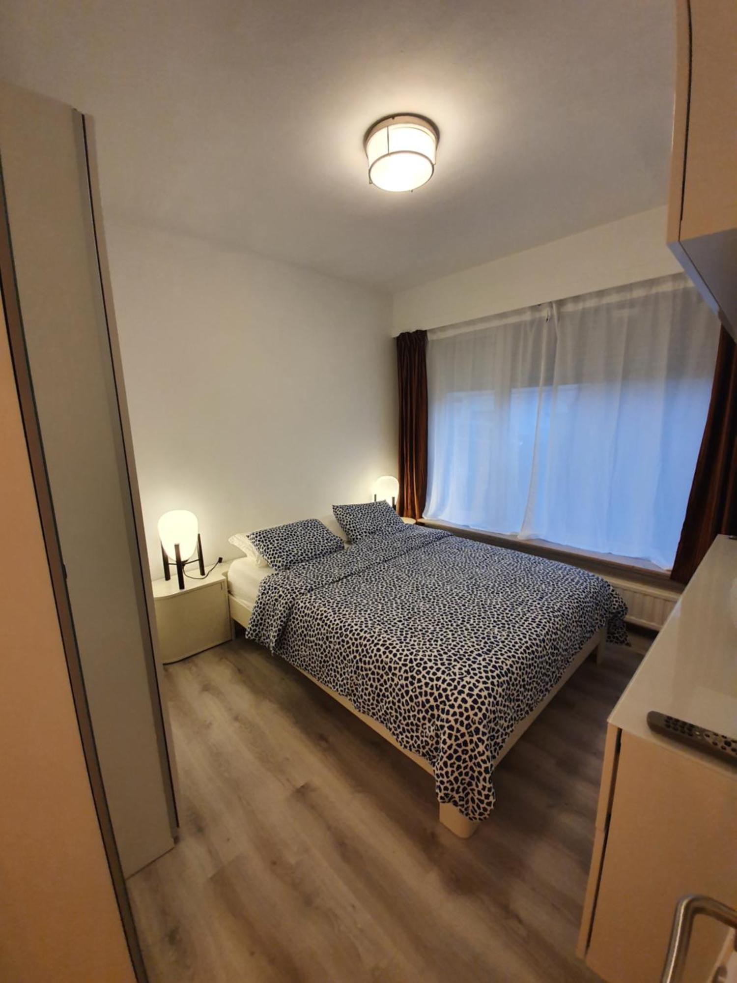 Antwerp Hideaway, Outside Of Low Emission Zone Exterior photo